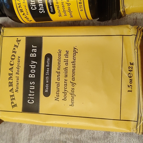 Pharmacopeia Soap Shampoo Body Lotion Travel Sizes - Picture 2 of 5